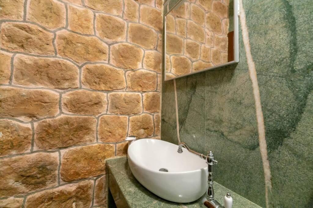 Apartment Art Delux **** Дубровник Екстериор снимка